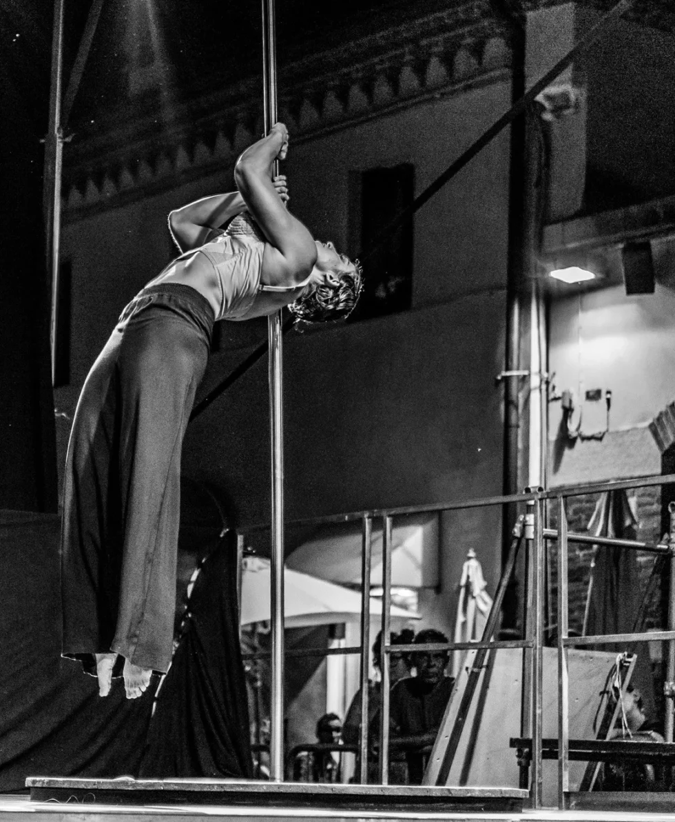 Silicon Kafe Thiene corsi di Pole Dance