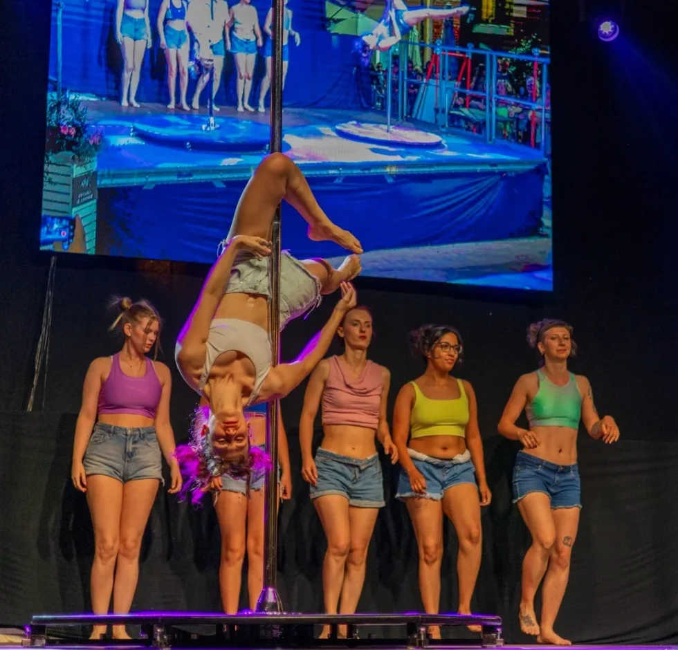 Silicon Kafe Thiene corsi di Pole Dance